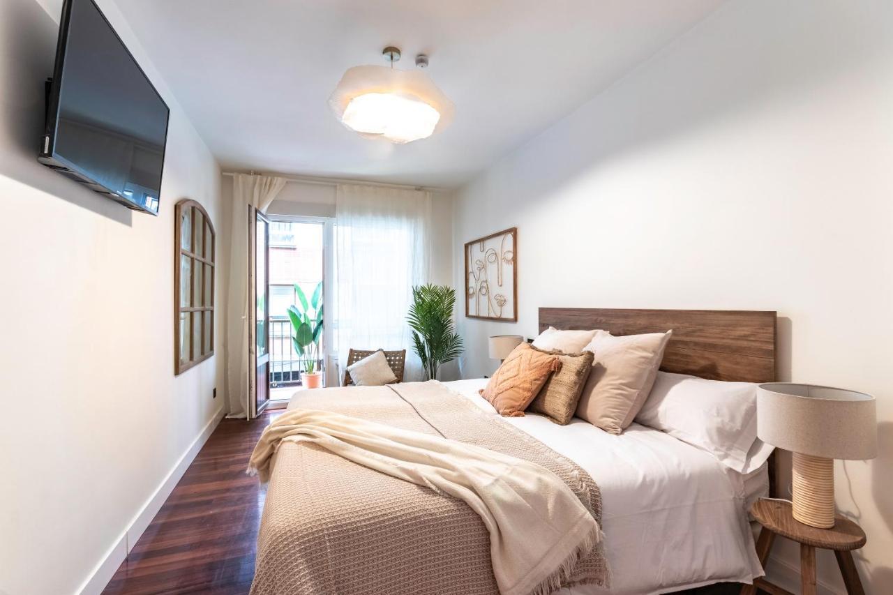 New! Lovely 4-Bedroom Loft In Bilbao Exterior photo