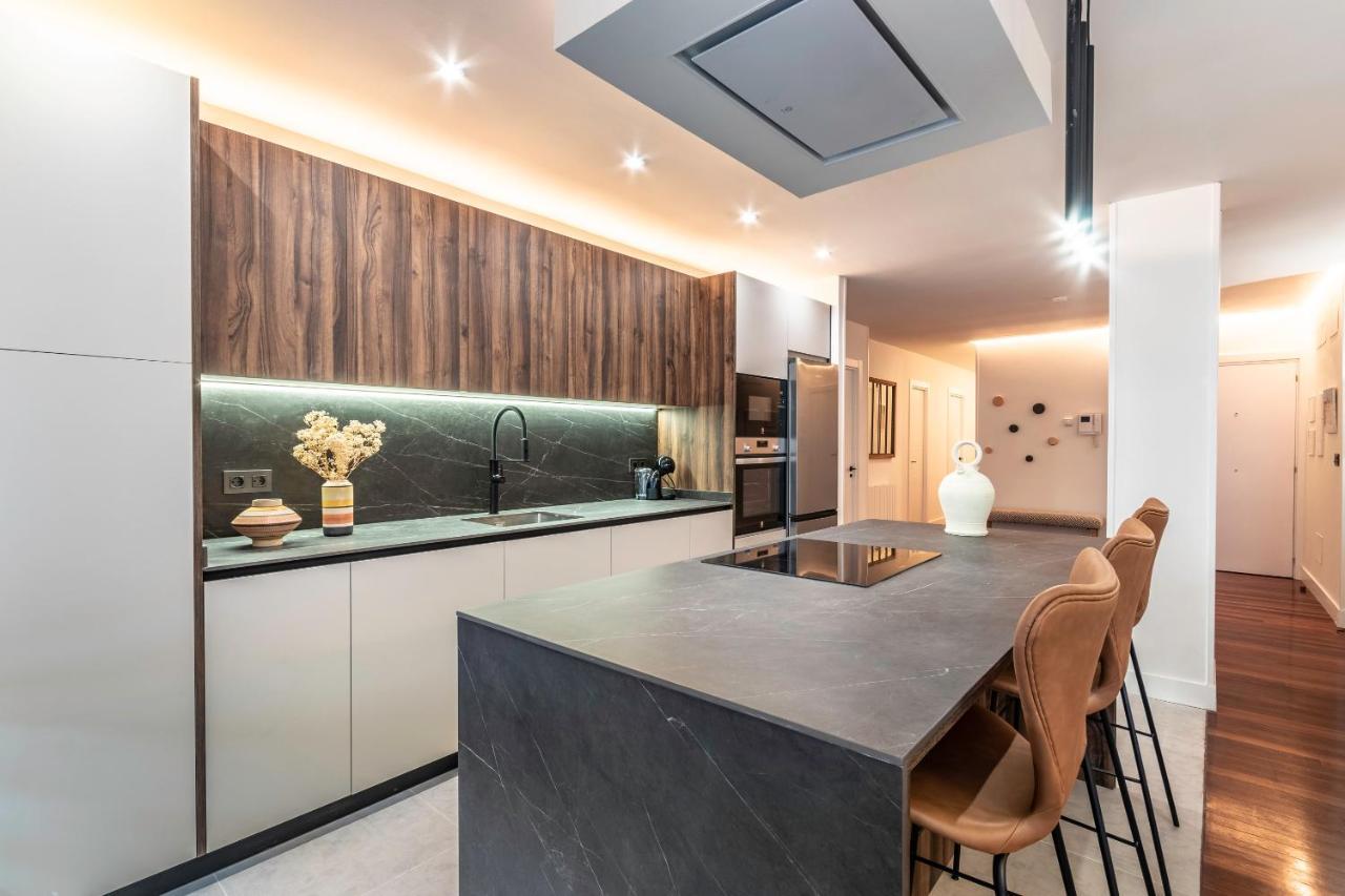 New! Lovely 4-Bedroom Loft In Bilbao Exterior photo